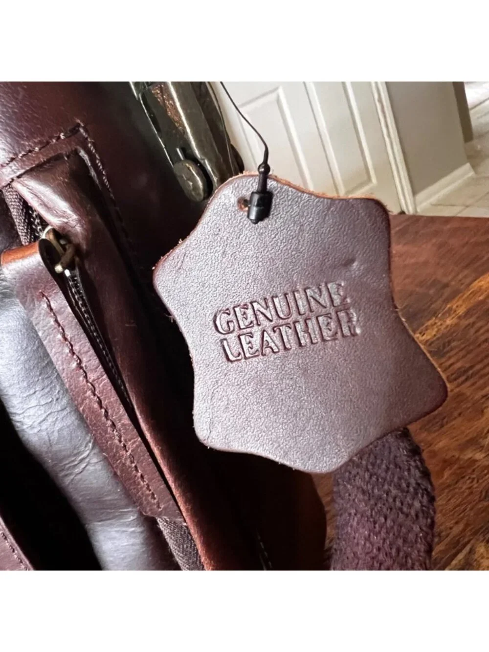 Wilson's Leather Cross Body Bag
